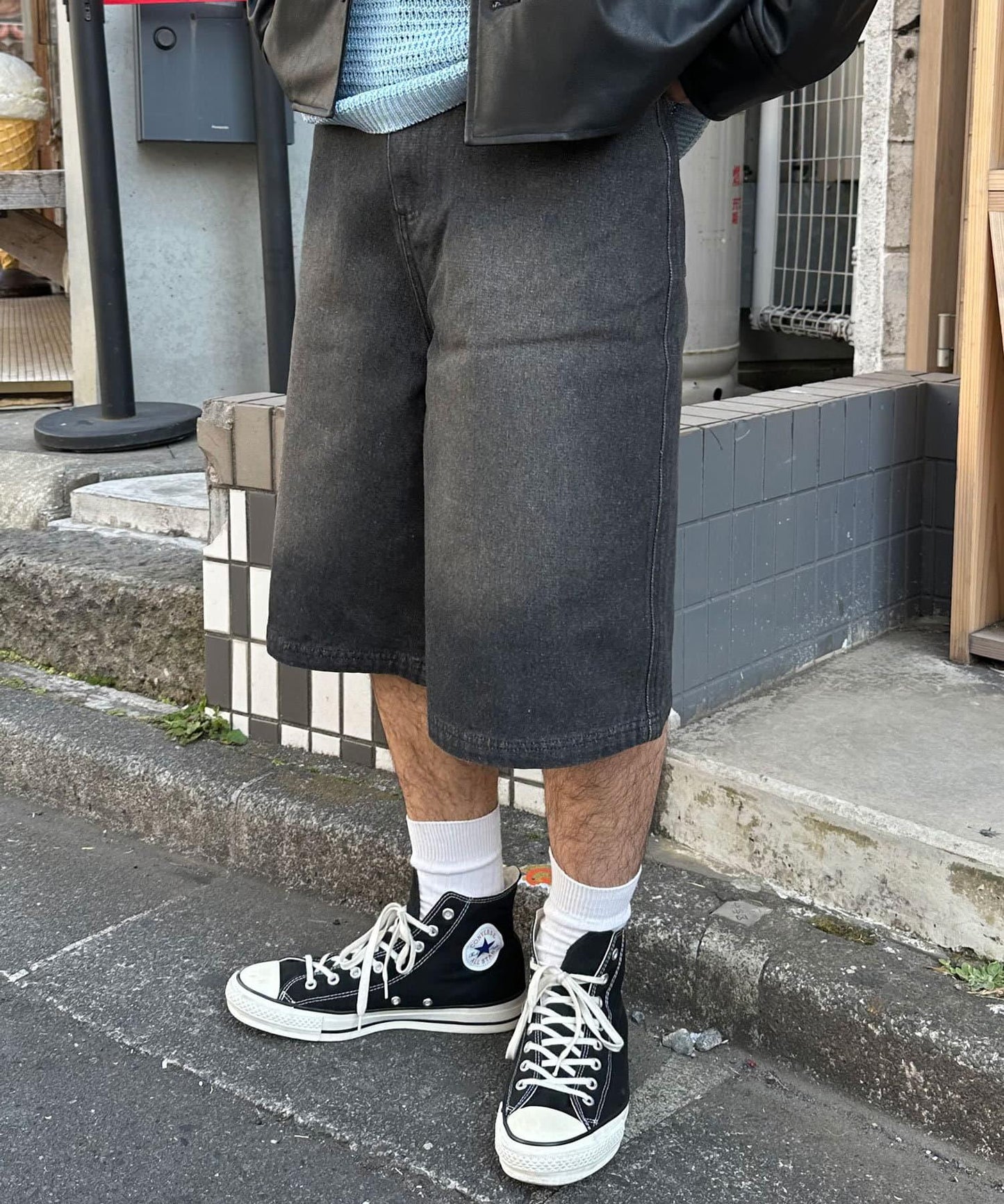 超藍色爆破沙灘褲
