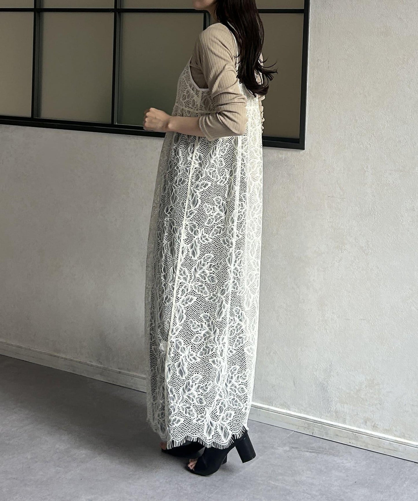 葉子圖案蕾絲蝴蝶結吊帶連衣裙