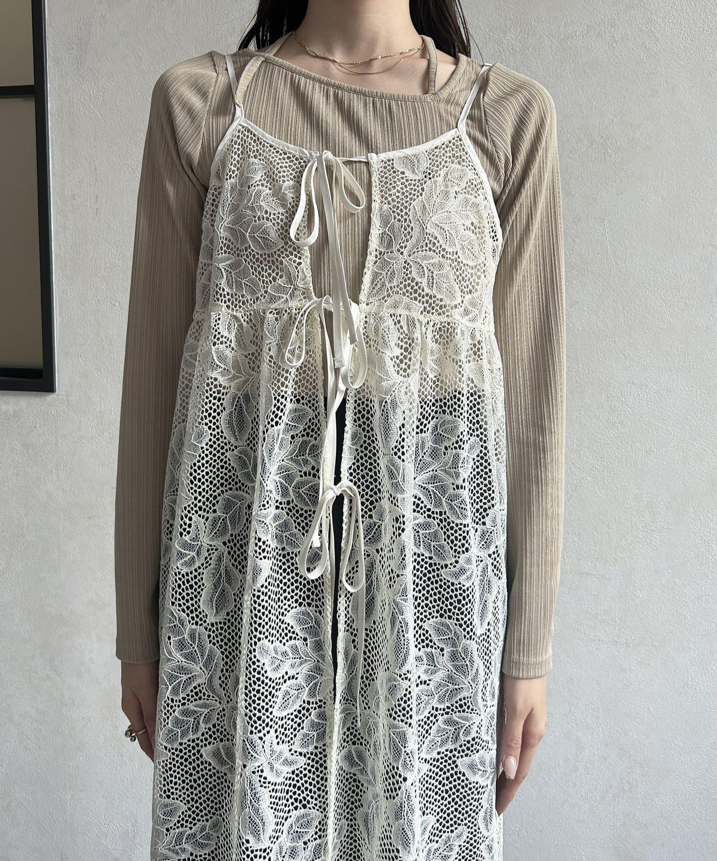 葉子圖案蕾絲蝴蝶結吊帶連衣裙