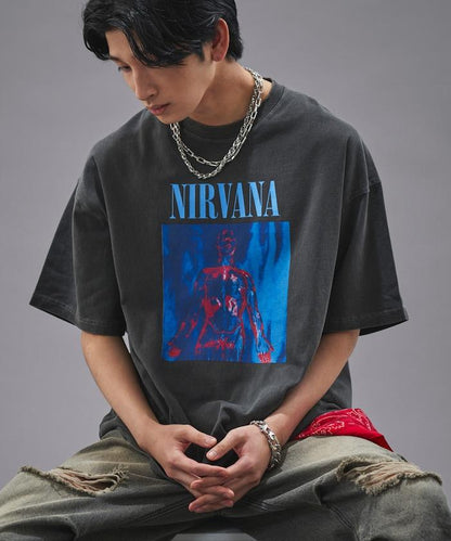 涅槃銀色顏料T恤