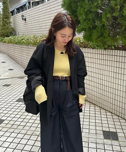 帶腰帶的西褲褲子