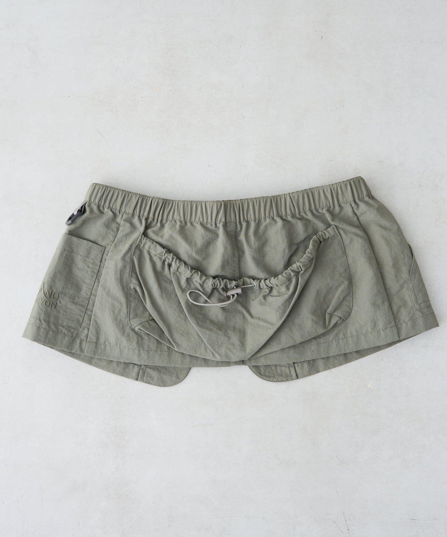 【大峽谷】（帶口袋腰帶）尼龍連衣裙