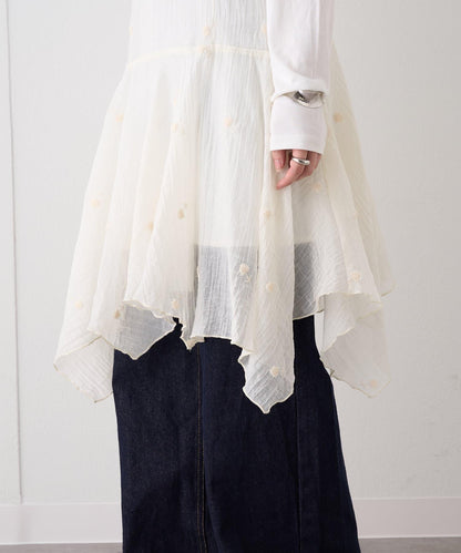 刺繡吊帶長款上衣