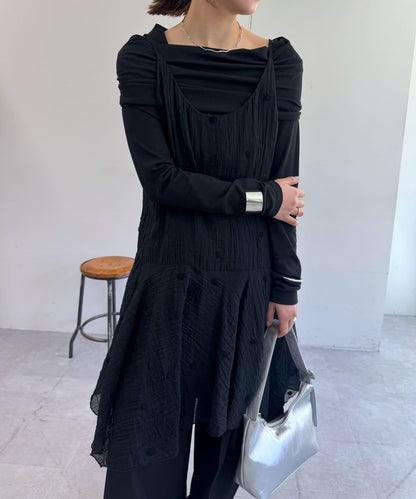 刺繡吊帶長款上衣