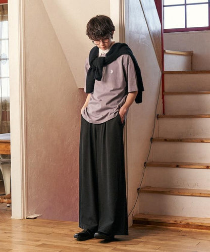 設計一點刺繡運動衫