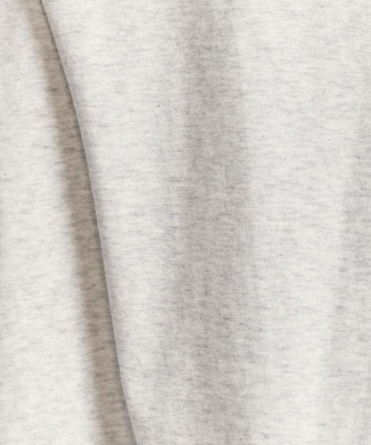 設計一點刺繡運動衫