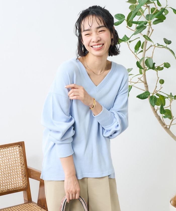 軍綠色V領短袖T恤