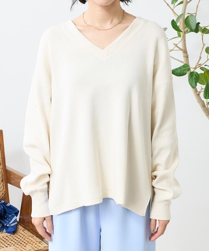 軍綠色V領短袖T恤