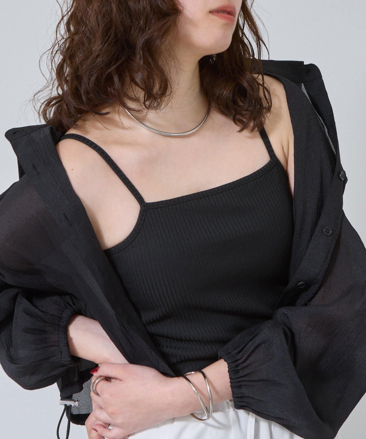 帶杯兒圓領方形吊帶背心