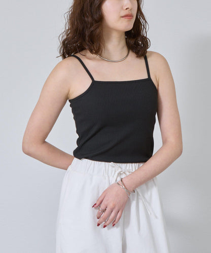 帶杯兒圓領方形吊帶背心