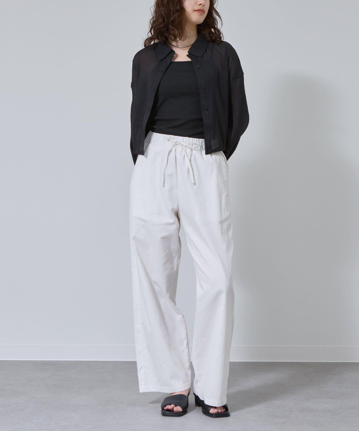 帶杯兒圓領方形吊帶背心