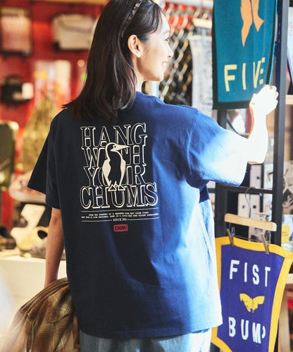 CHUMS×FREAK'S STORE/差異注 背面印花 圓領 T恤 / Hang with Booby