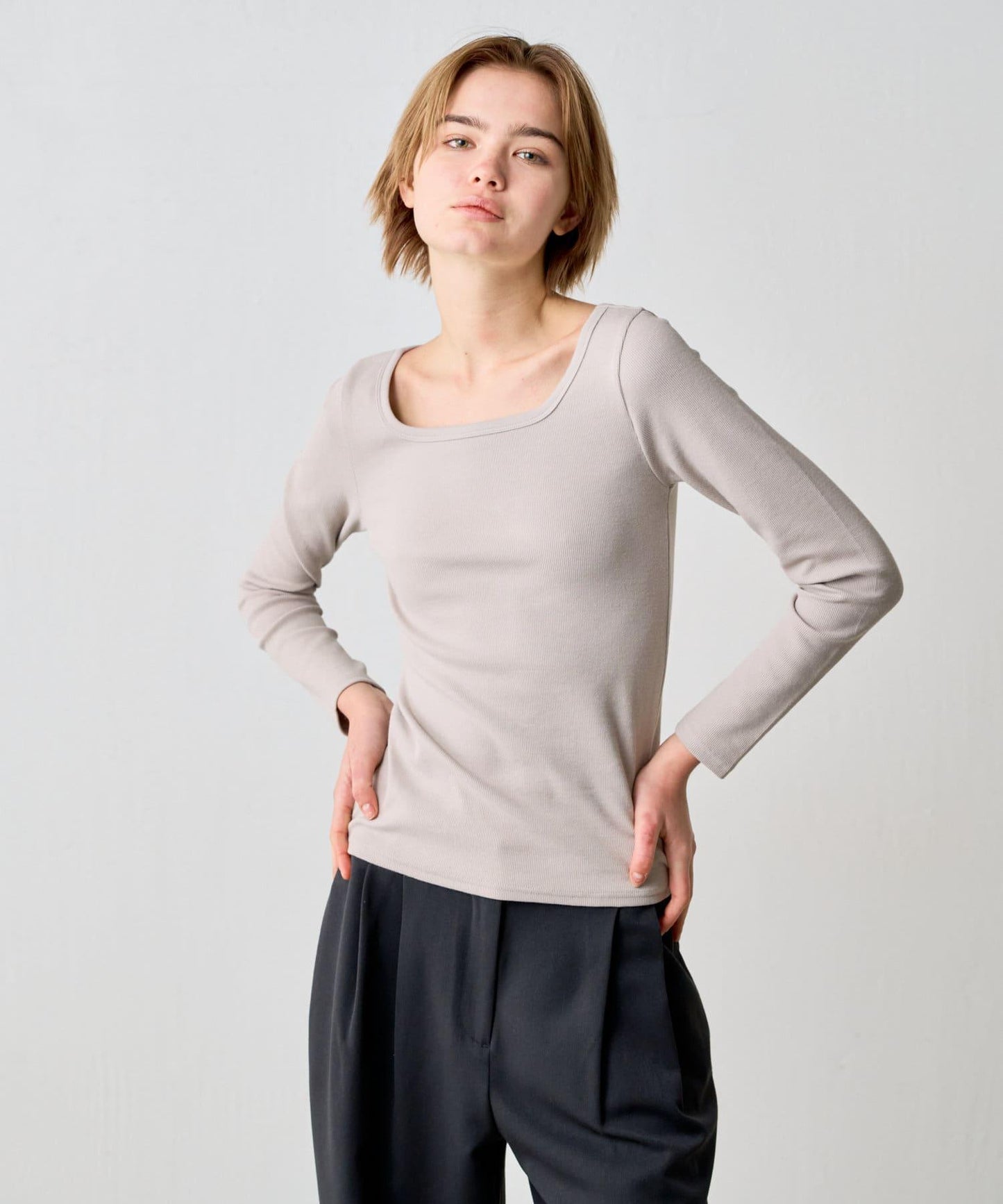 方領針織長袖套頭衫