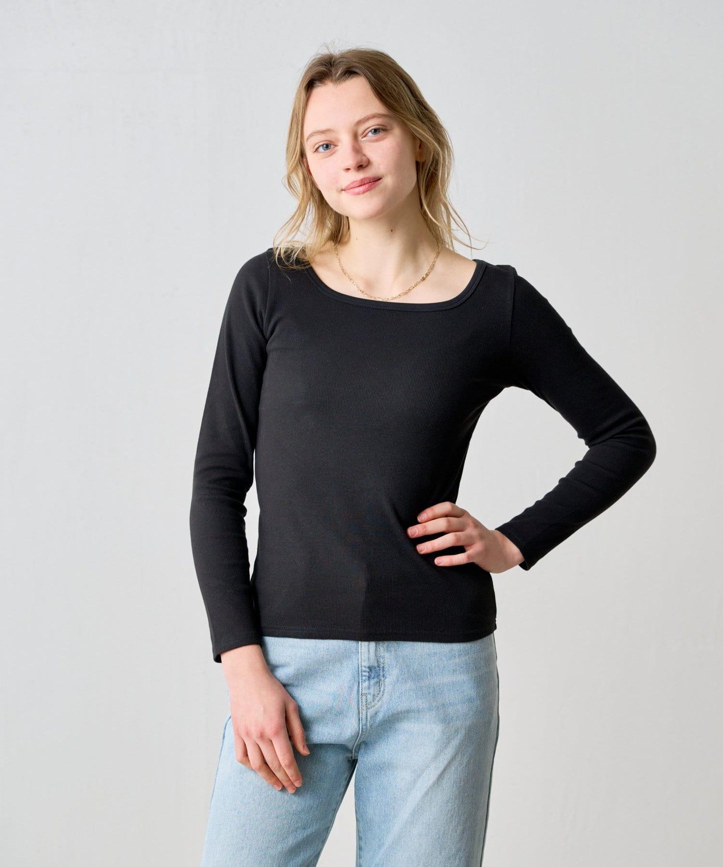 方領針織長袖套頭衫