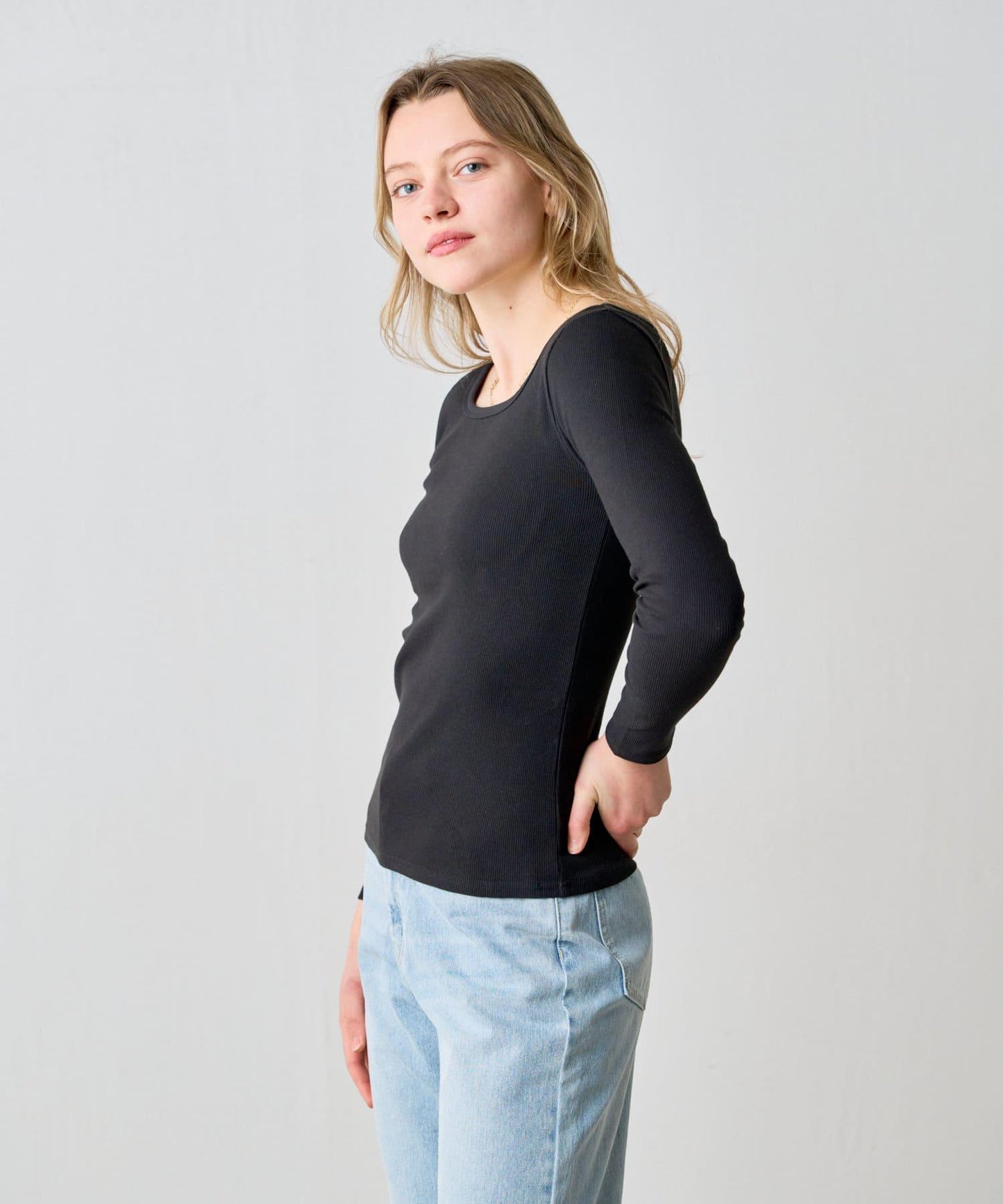 方領針織長袖套頭衫