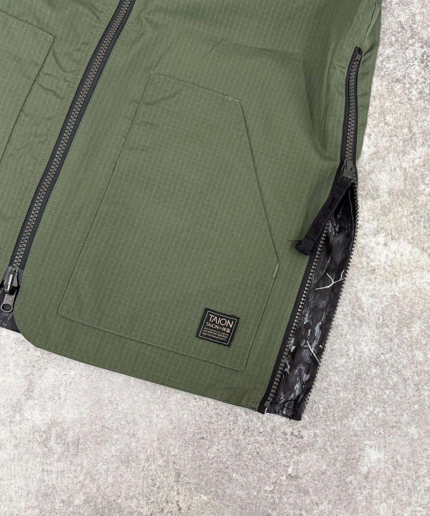 【TAION】軍事風可反穿V領背心