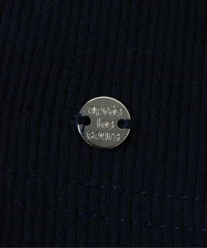 花瓣領愛心刺繡T恤