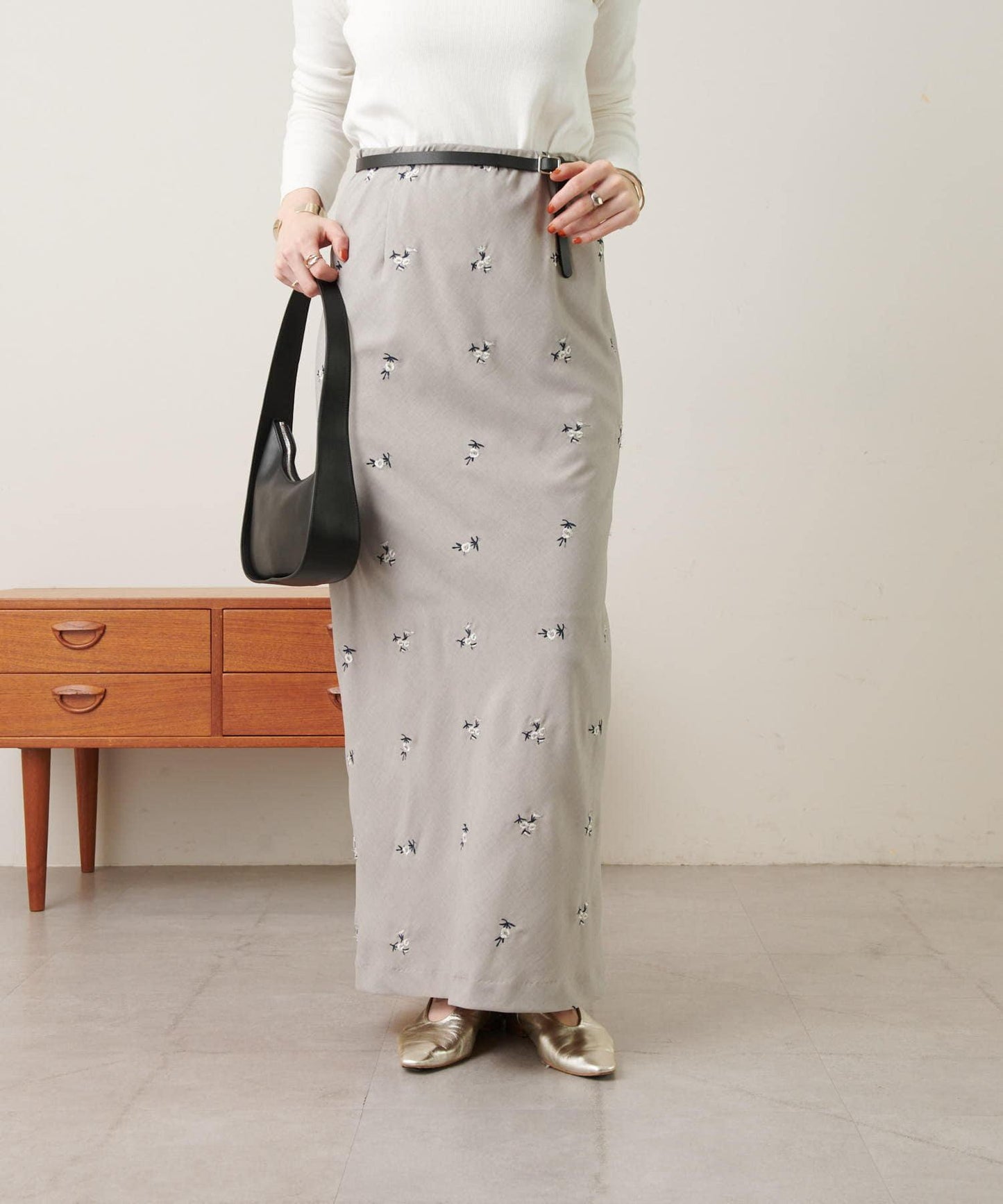 《1件就能突出的主打單品》刺繡緊身裙