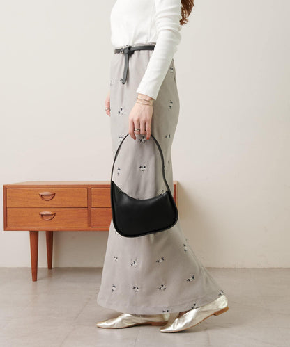 《1件就能突出的主打單品》刺繡緊身裙