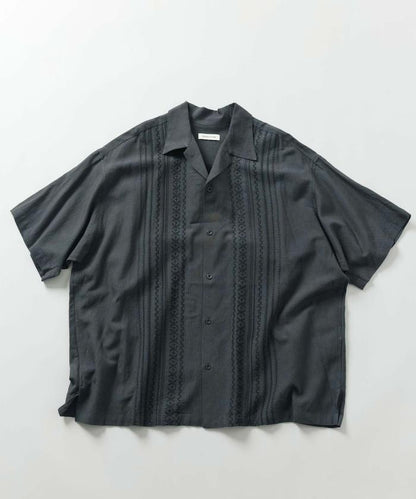 Relax Fit 舒適版 麻混織 設計刺繡 古巴襯衫 【限定推出】