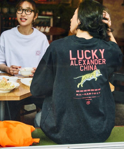 LUCKY ALEXANDER CHINA  大號剪裁 背面印花 圓領T恤