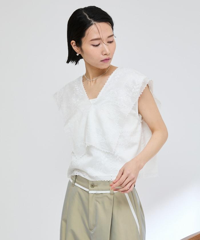 方形刺繡V領襯衫
