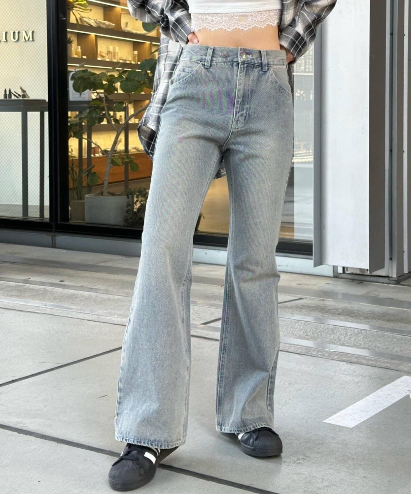 喇叭牛仔褲