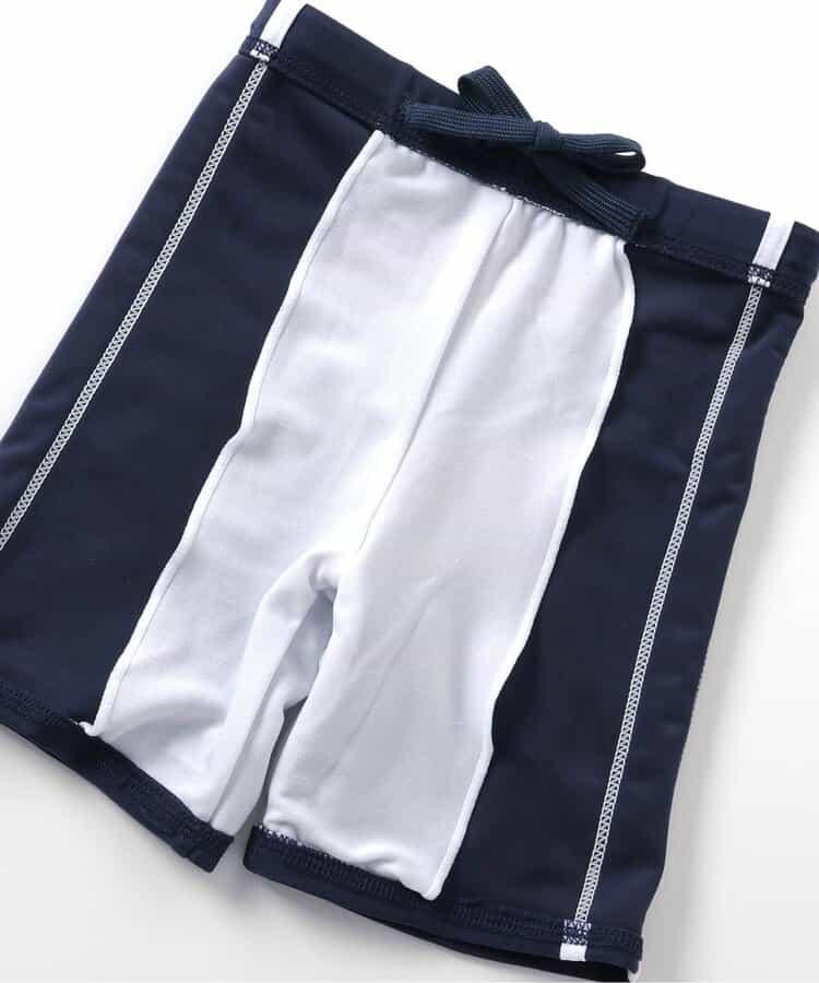 男童學校泳裝