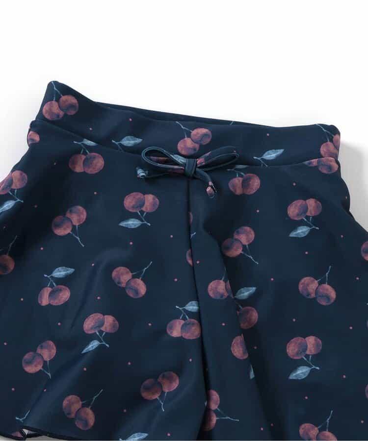 連衣裙風格的分體泳衣
