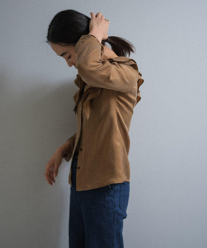 領口設計襯衫