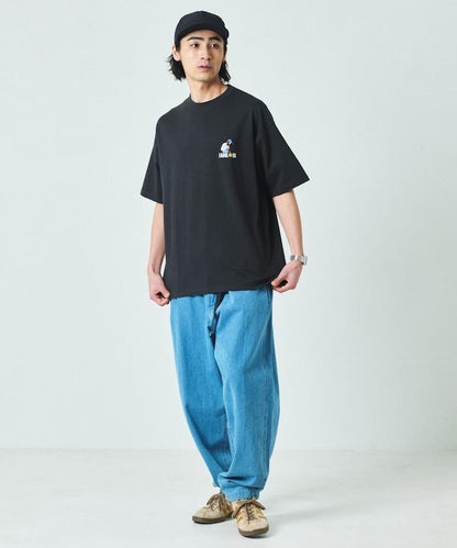大尺寸 刺繡點綴 圓領 T恤 / 花