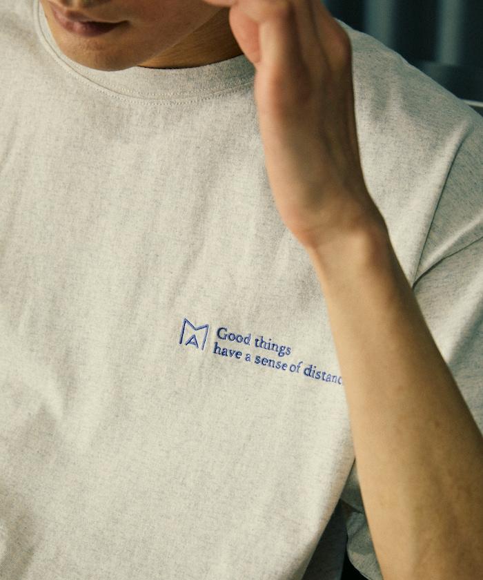 BASIC標誌刺繡T恤 / 單點刺繡短袖T恤