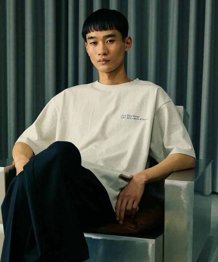 BASIC標誌刺繡T恤 / 單點刺繡短袖T恤