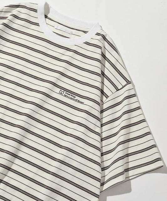 BASIC標誌刺繡T恤條紋/一點刺繡條紋T恤/短袖