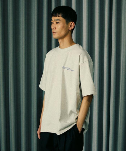 BASIC標誌刺繡T恤 / 單點刺繡短袖T恤