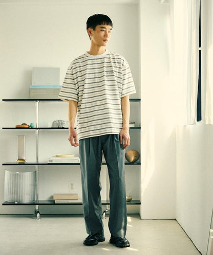 BASIC標誌刺繡T恤條紋/一點刺繡條紋T恤/短袖