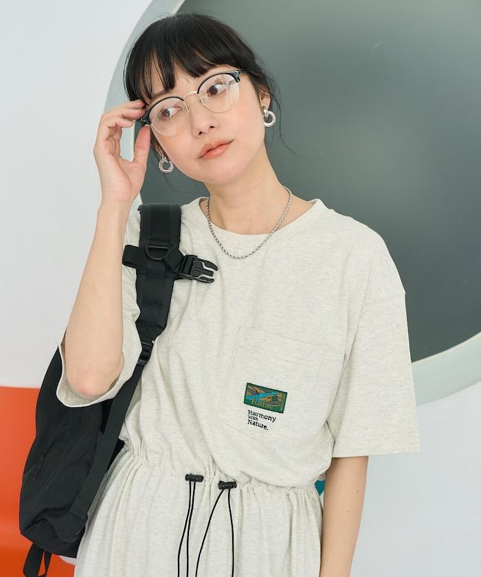 設計 帶腰帶口袋的T恤連衣裙