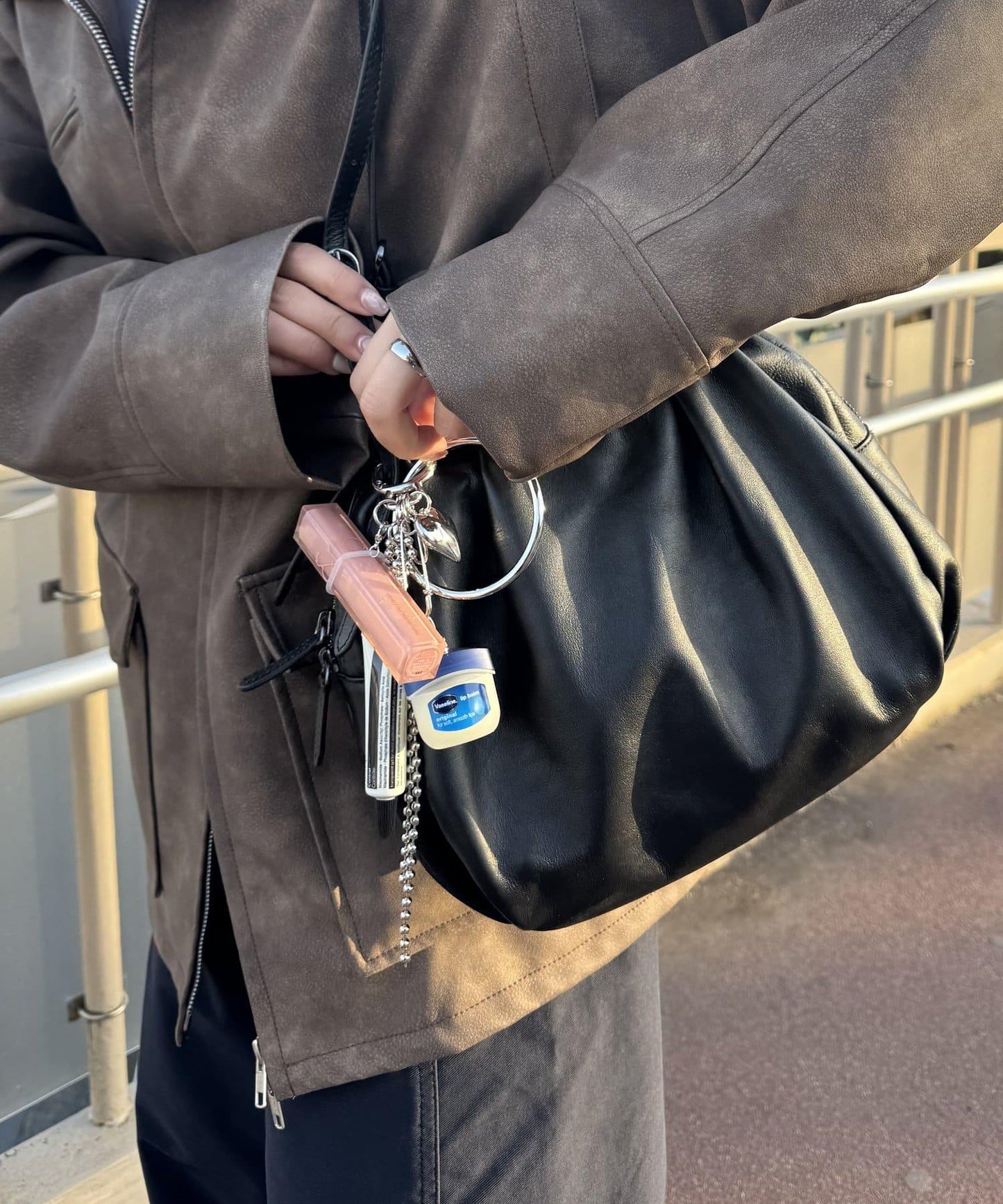 《網紅Utaha企劃》帶迷你心形吊墜的大圓環吊墜