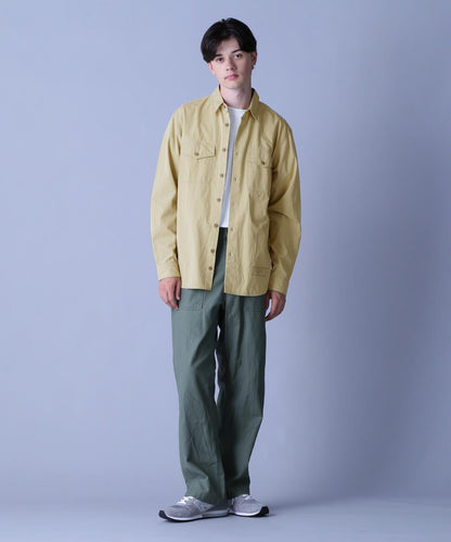 基礎款軍裝平紋長袖襯衫