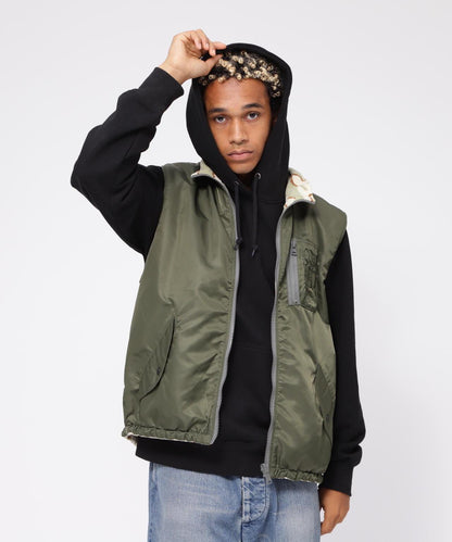 《直營店限定》可逆式迷彩羊毛背心 / 可逆式羊毛