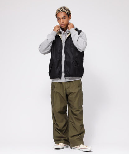 《直營店限定》可逆式迷彩羊毛背心 / 可逆式羊毛