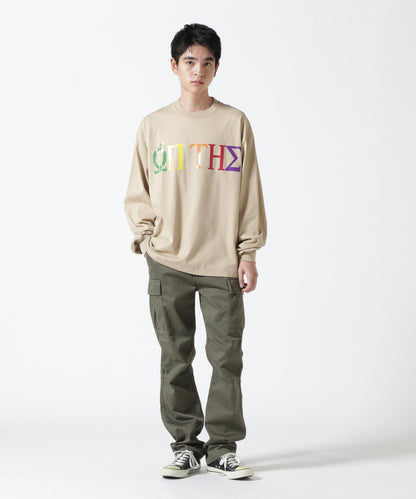 ON THE TURF(在草地上)前標誌T恤