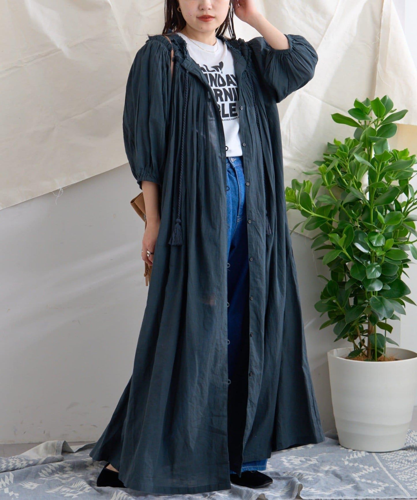 絲綢觸感碎花深V領連衣裙