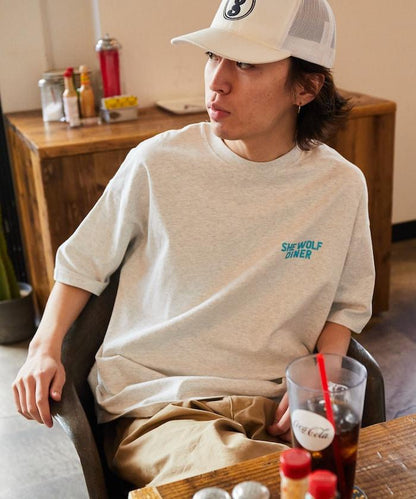 SHE WOLF DINER×FREAK'S STORE/海狼餐廳 聯名 大尺寸 後背印花T恤/CAR