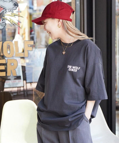 SHE WOLF DINER×FREAK'S STORE/海狼餐廳 聯名 大尺寸 後背印花T恤/CAR