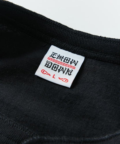 寬鬆剪裁 一點刺繡 圓領T恤/寬鬆剪裁