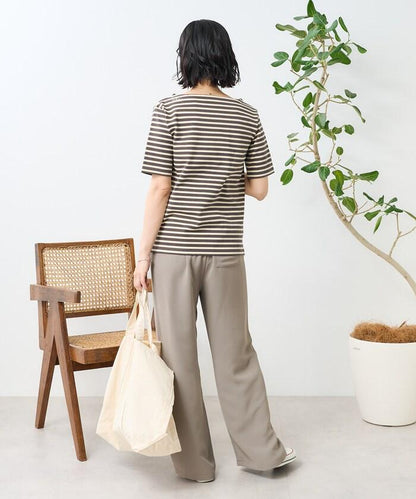 一點刺繡 短袖緊身巴士克襯衫