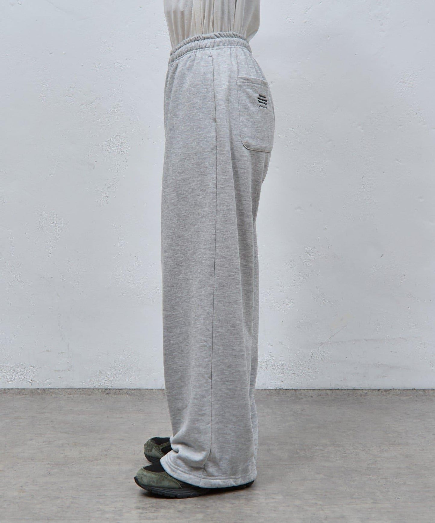 【LEI企劃】口袋刺繡衛褲