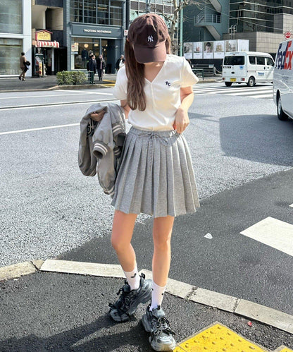 V領亨利領胸部刺繡短袖T恤