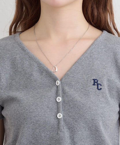 V領亨利領胸部刺繡短袖T恤